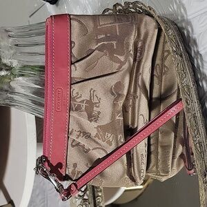 Coach Horse & Carriage Est 1941 Logo Khaki Sateen Wristlet